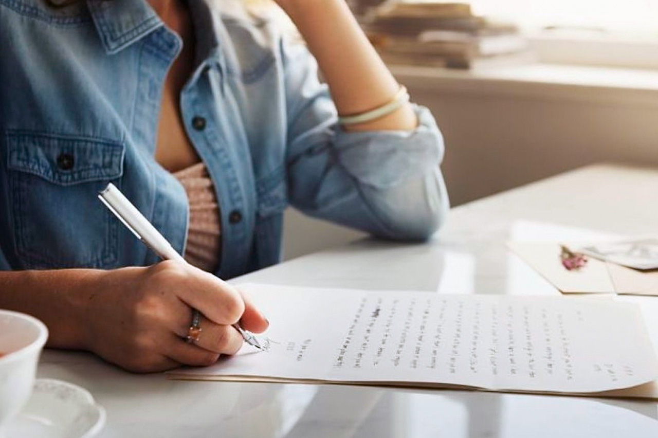 Contacto con la administration de la pagina web de Gerardo Chavez